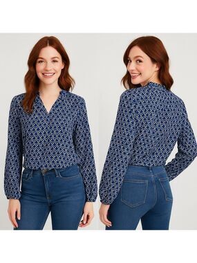 ✨ SHEIN Navy & White Geometric Print Blouse – Size Small ✨